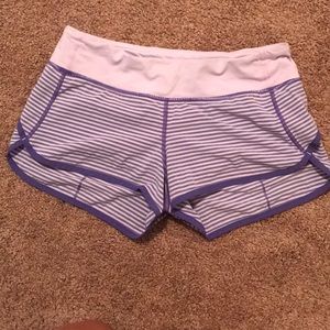 Lululemon 2.5” speed up short